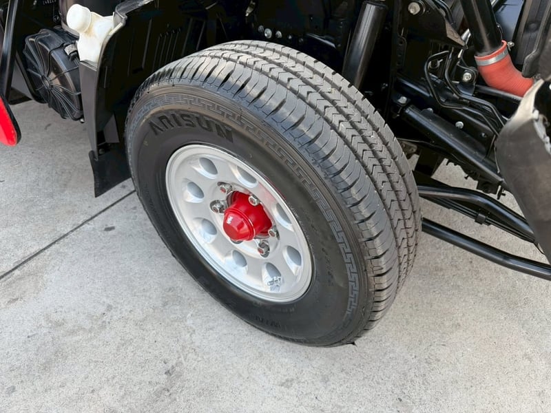 🎯เครดิตดี ฟรีดาวน์🌟 ใช้เงินออกรถ0บาท Isuzu NLR 130 ปี 2566 โฉมปัจจุบันยางใหม่4เส้น✨