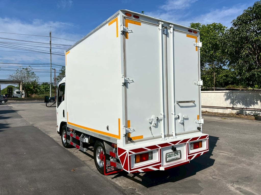 🎯รถเข้าใหม่  ปีใหม่ โฉมปัจจุบัน ไฟโปรเจคเตอร์ พร้อมตู้แห้ง✨