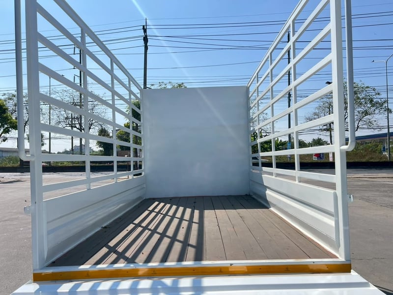 ✨🌻HINOเข้าใหม่ พร้อมกระบะมีข้างเสริมยาว3.30 กว้าง1.80เมตร สวยๆพร้อมใช้งาน 🚚✨