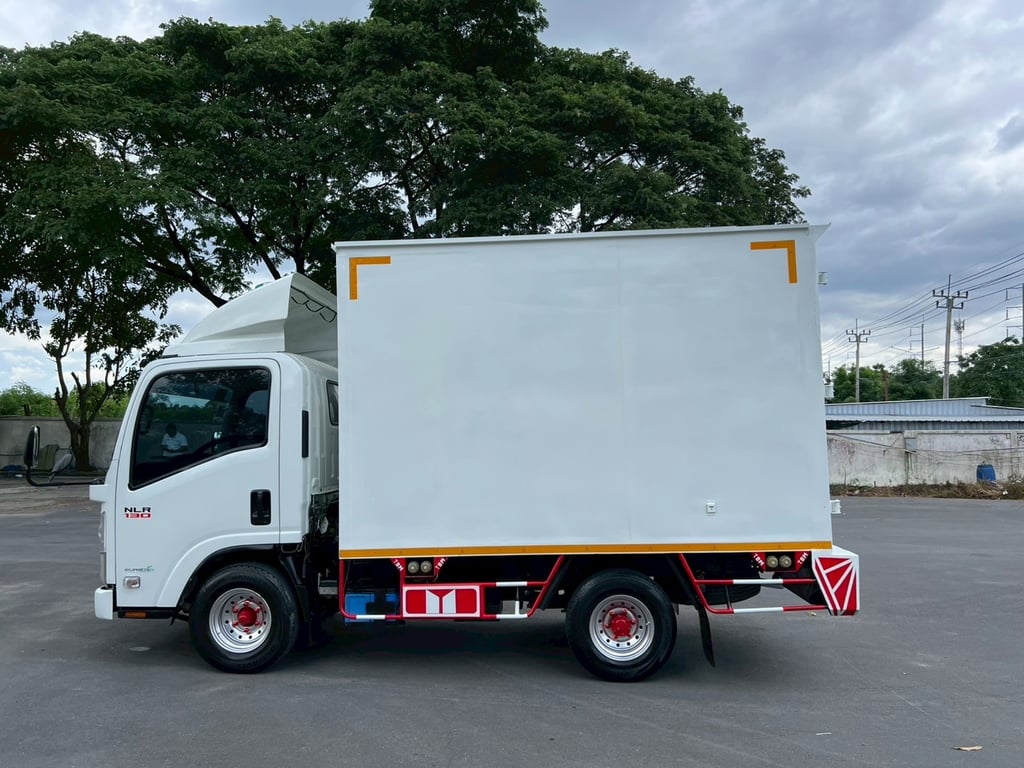 🎯ISUZU NLR 130 ปี 2564 พร้อมตู้แห้ง สวยๆพร้อมใช้งาน✨ 🎯ISUZU NLR 130 ปี 2564 พร้อมตู้แห้ง สวยๆพร้อมใช้งาน✨