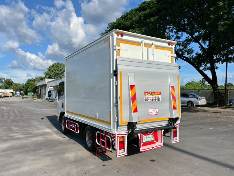 🎯Isuzu NLR 130 ปี 2565 พร้อมตู้แห้ง มีลิฟต์ท้ายอย่างดี✨