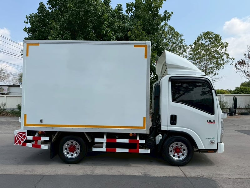 🎯Isuzu NLR130 ปี2565พร้อมตู้แห้ง สวยๆพร้อมใช้งาน✨