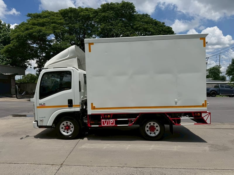 🎯Isuzu NLR130 ปี2565 ไมล์70,000 รถมือเดียว สภาพสวยพร้อมใช้งาน 🎯Isuzu NLR130 ปี2565 ไมล์70,000 รถมือเดียว สภาพสวยพร้อมใช้งาน