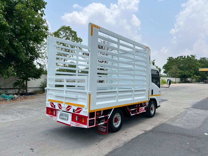 🎯Isuzu NLR130 ปี2565พร้อมกระบะมีข้างเสริมขึ้นใหม่ยาว3.50 เมตร ✨