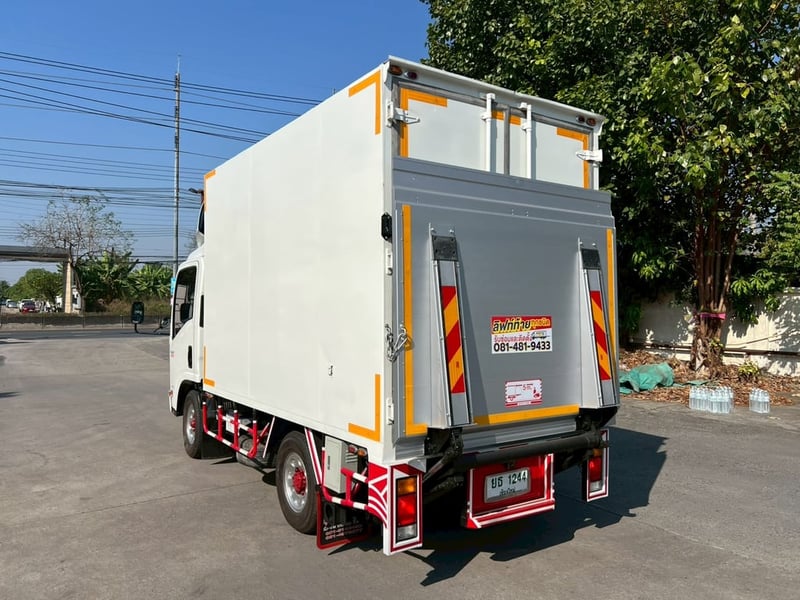 🎯Isuzu NLR 130 ปี 2565 พร้อมตู้แห้งยาว3.20 เมตร มีลิฟต์ท้ายอย่างดี✨