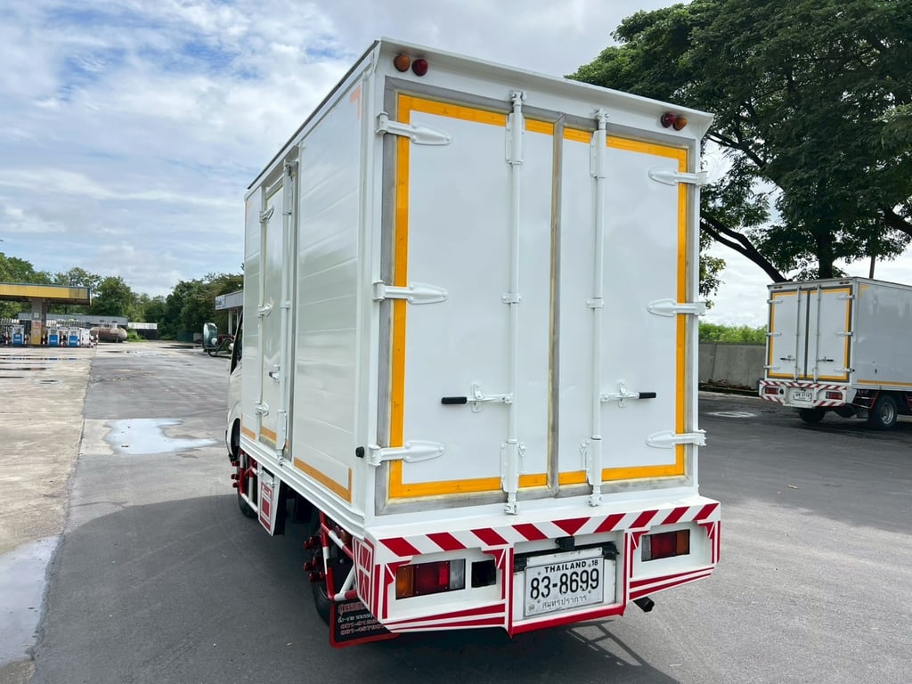 ✨🌻HINOเข้าใหม่ ฟรีค่าโอนป้ายเล็กไม่ติดเวลา พร้อมตู้แห้ง เปิดข้าง1บาน สวยๆพร้อมใช้งาน 🚚✨ ✨🌻HINOเข้าใหม่ ฟรีค่าโอนป้ายเล็กไม่ติดเวลา พร้อมตู้แห้ง เปิดข้าง1บาน สวยๆพร้อมใช้งาน 🚚✨