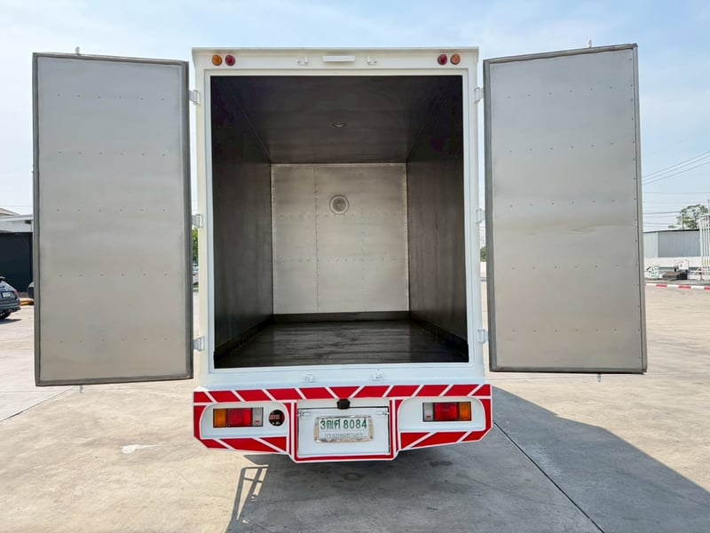 🎯เครดิตดี ฟรีดาวน์🌟 ใช้เงินออกรถ0บาท Isuzu NLR 130 ปี 2566 โฉมปัจจุบันยางใหม่4เส้น✨