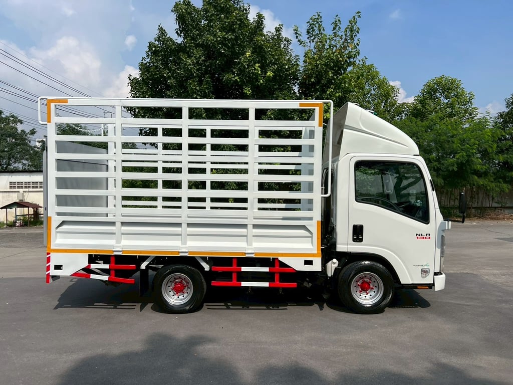 🎯Isuzu NLR 130 ปี 2563 พร้อมกระบะมีข้างเสริม มีลิฟต์ท้ายอย่างดี✨