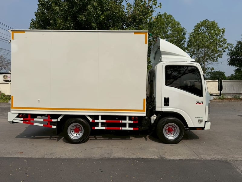 🎯Isuzu NLR 130 ปี 2562 พร้อมตู้แห้งยาว3.43 เมตร✨ 🎯Isuzu NLR 130 ปี 2562 พร้อมตู้แห้งยาว3.43 เมตร✨