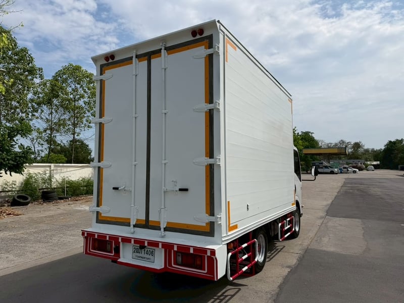 🎯รถเข้าใหม่ ไมล์หลักหมื่น พร้อมตู้แห้งเปิด2บานหลัง ยาว3.40 กว้าง1.87 เมตร สวยๆพร้อมใช้งาน🎉