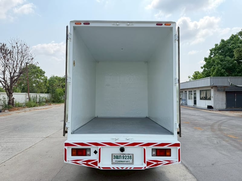 🎯Isuzu NLR130 ปี2565พร้อมตู้แห้ง สวยๆพร้อมใช้งาน✨