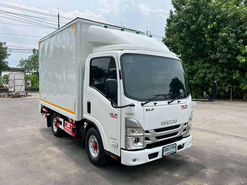 ปีใหม่ ไมล์หลักหมื่น!!! ไฟโปรเจคเตอร์แล้ว พร้อมตู้แห้ง เปิดข้างเต็มบาน