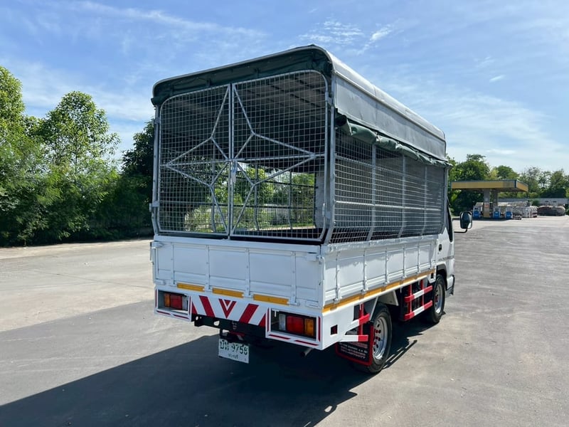 ISUZU NKR 100แรงม้า รถบรรทุก 4ล้อ รถบรรทุกอื่นๆ ปี2007