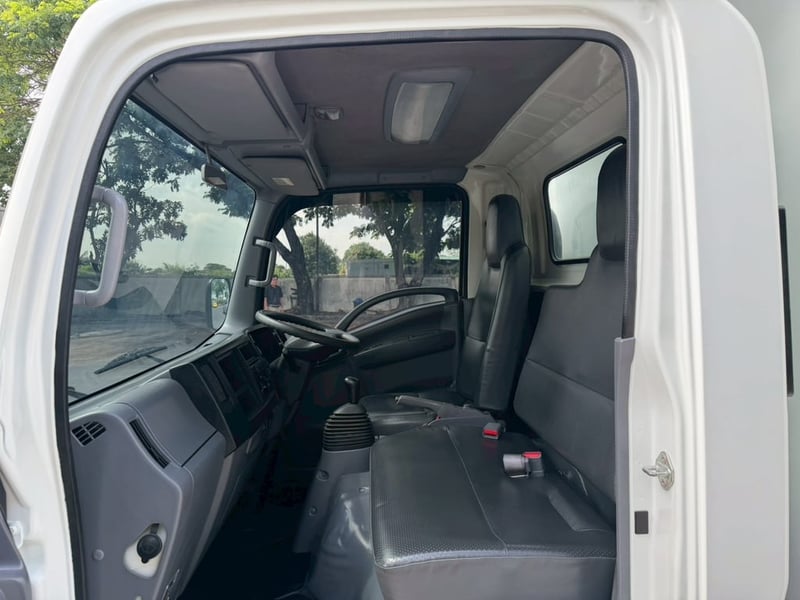 🎯Isuzu NLR130 ปี2566 ไมล์7x,xxx พร้อมตู้แห้งไซส์ใหญ่✨