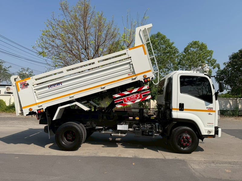 🎯รถเข้าใหม่ ปีใหม่ ไมล์3x,xxx สภาพสวย พร้อมใช้งาน ดั้มพ์5คิว✨