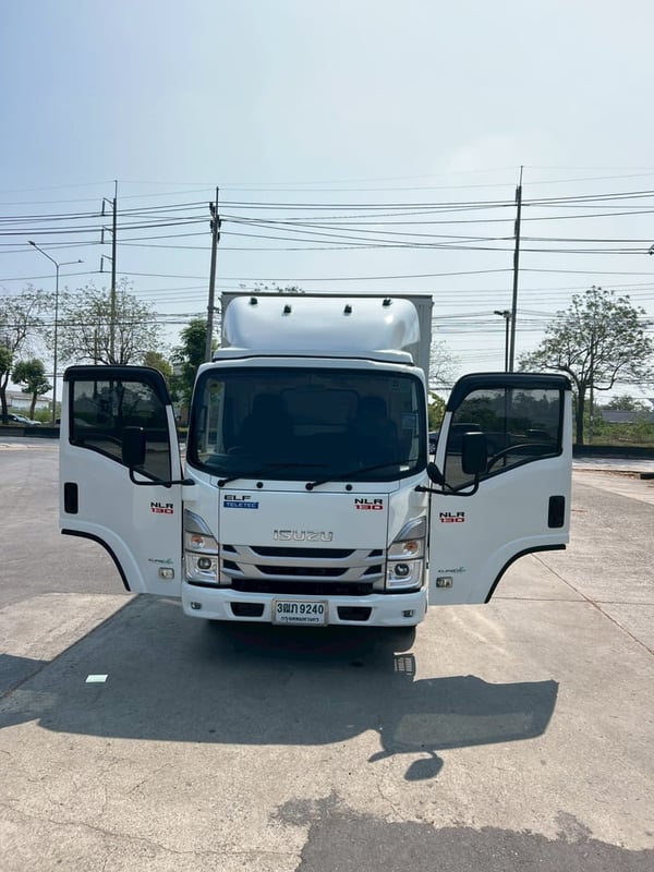 🎯Isuzu NLR 130 ปี 2565 พร้อมตู้แห้งเปิดรอบด้านยาว3.00 เมตร ✨