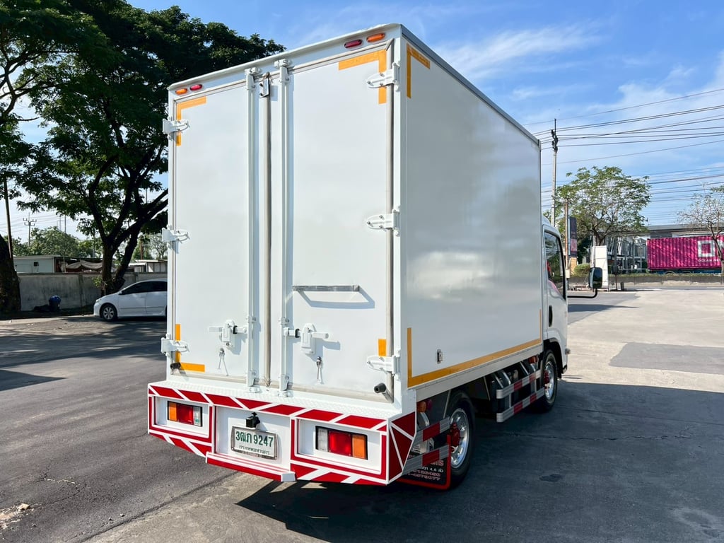 🎯รถเข้าใหม่  ปีใหม่ โฉมปัจจุบัน ไฟโปรเจคเตอร์ พร้อมตู้แห้ง✨