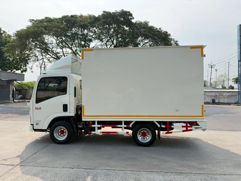 🎯Isuzu NLR 130 ปี 2562 พร้อมตู้แห้งยาว3.43 เมตร✨ 🎯Isuzu NLR 130 ปี 2562 พร้อมตู้แห้งยาว3.43 เมตร✨