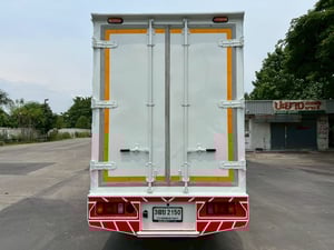 ปีใหม่ ไมล์หลักหมื่น!!! ไฟโปรเจคเตอร์แล้ว พร้อมตู้แห้ง เปิดข้างเต็มบาน