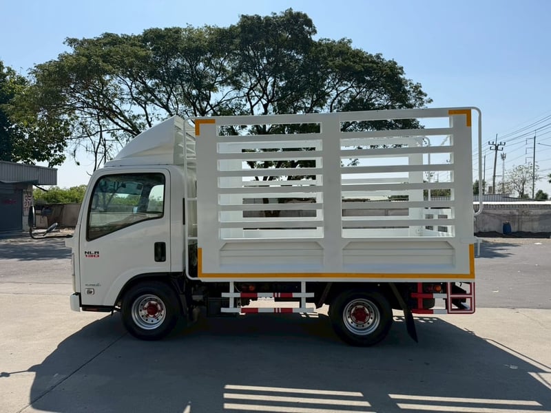 🎯Isuzu NLR 130 ปี 2561 พร้อมกระบะมีข้างเสริมขึ้นใหม่ ✨ 🎯Isuzu NLR 130 ปี 2561 พร้อมกระบะมีข้างเสริมขึ้นใหม่ ✨