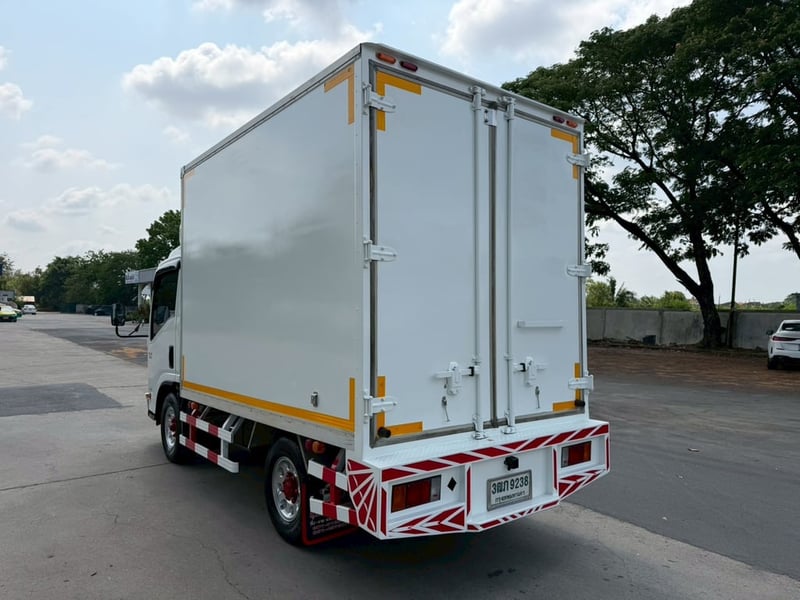 🎯Isuzu NLR130 ปี2565พร้อมตู้แห้ง สวยๆพร้อมใช้งาน✨
