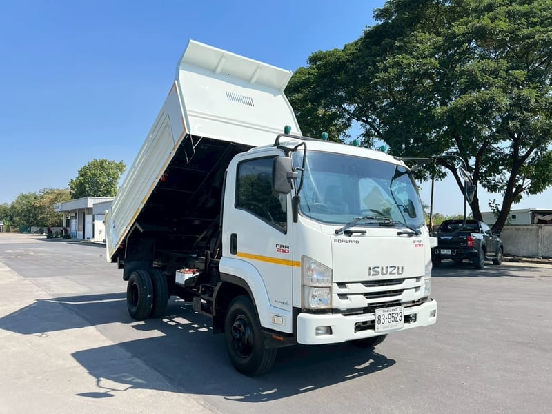 🎯📍รถเข้าใหม่ ปีใหม่ สภาพสวย พร้อมใช้งาน ดั้มพ์  5  คิว✨  