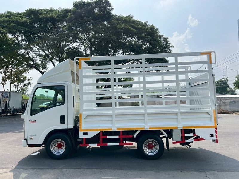 🎯Isuzu NLR 130 ปี 2563 พร้อมกระบะมีข้างเสริม มีลิฟต์ท้ายอย่างดี✨