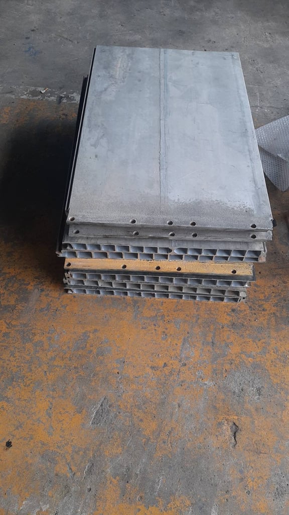 แผ่นรองขาเครน