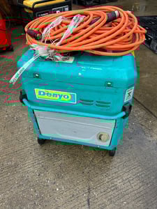 ตู้เชื่อมพร้อมชุดปั่นไฟDenyo รุ่นใหม่ มือสองญี่ปุ่น