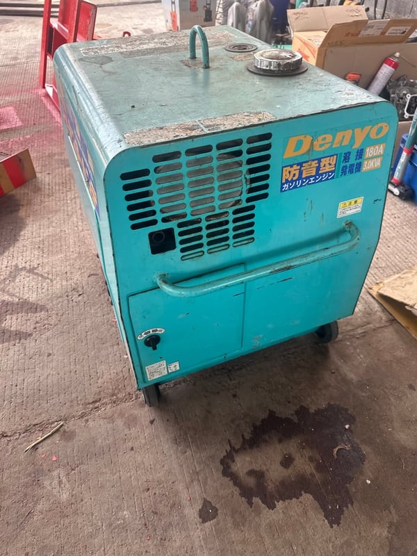 เครื่องเชื่อมสนามมือสองญี่ปุ่น สภาพสวย เครื่องเชื่อมสนามมือสองญี่ปุ่น สภาพสวย