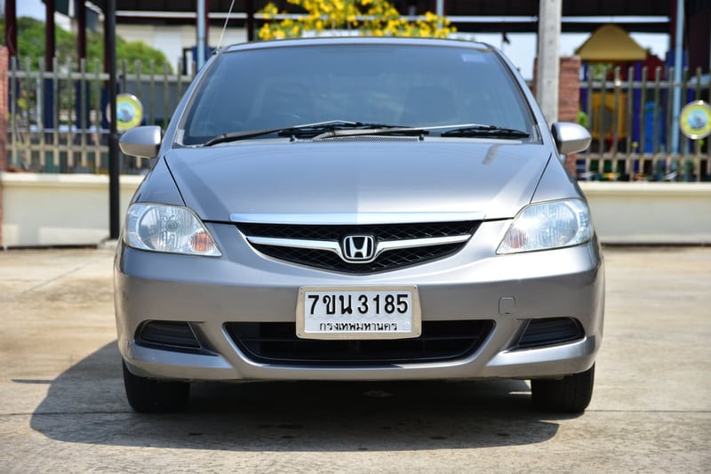 รถดีราคาถูก พร้อมใช้งาน 