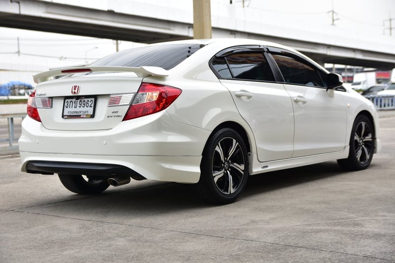 มือเดียวป้ายแดง ไมล์น้อย ชุดแต่งครบ