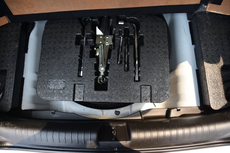 มือเดียวป้ายแดง ไมล์น้อย ชุดแต่งครบ