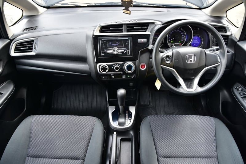 ขาย388,000บาท 2023 HONDA JAZZ 1.5V AT รุ่นสุดท้ายปีใหม่ๆ ขาย388,000บาท 2023 HONDA JAZZ 1.5V AT รุ่นสุดท้ายปีใหม่ๆ