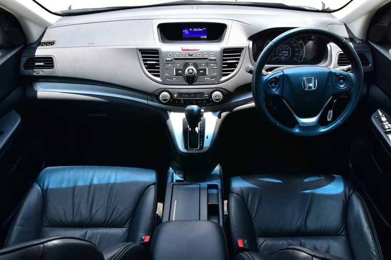 2014 HONDA CRV 2.0E 4WD MODULO 2014 HONDA CRV 2.0E 4WD MODULO