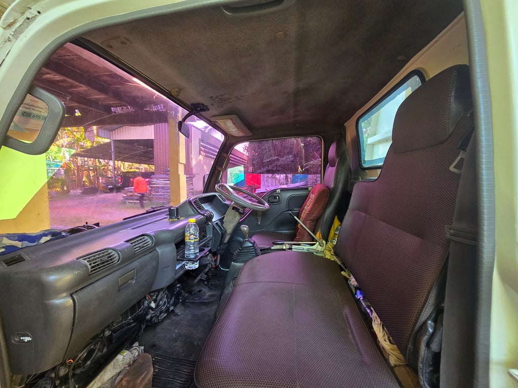 รถดั้ม 3 คิว เจ้าของขายเอง