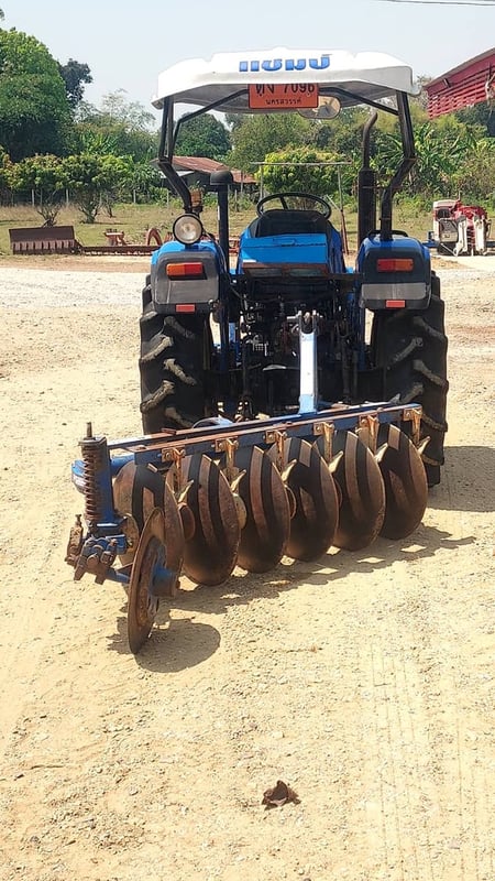 ขายรถไถแชมป์35แรงม้า พร้อมอุปกรณ์ใบดันดินหน้า-ผานหลัง พร้อมใช้งานได้เลยครับ เล่มทะเบียนพร้อมโอน ขายรถไถแชมป์35แรงม้า พร้อมอุปกรณ์ใบดันดินหน้า-ผานหลัง พร้อมใช้งานได้เลยครับ เล่มทะเบียนพร้อมโอน