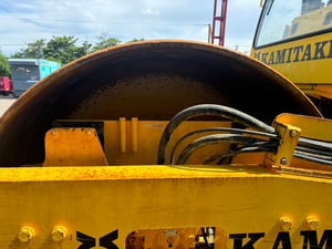 รถบดสั่นสะเทือนSAKAI รุ่นSV900DV ขนาด20ตัน รถบดสั่นสะเทือนSAKAI รุ่นSV900DV ขนาด20ตัน