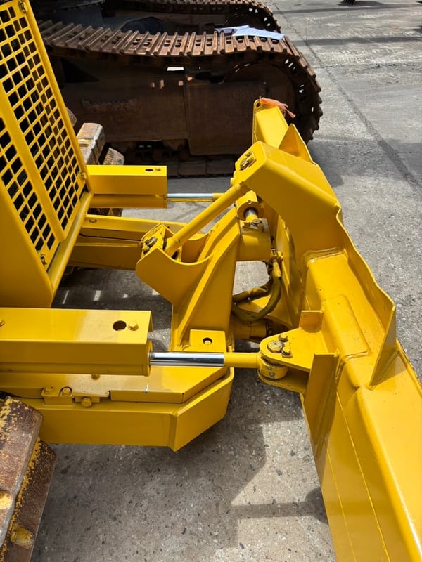 รถแทรกเตอร์ KOMATSU รุ่นD21P-8