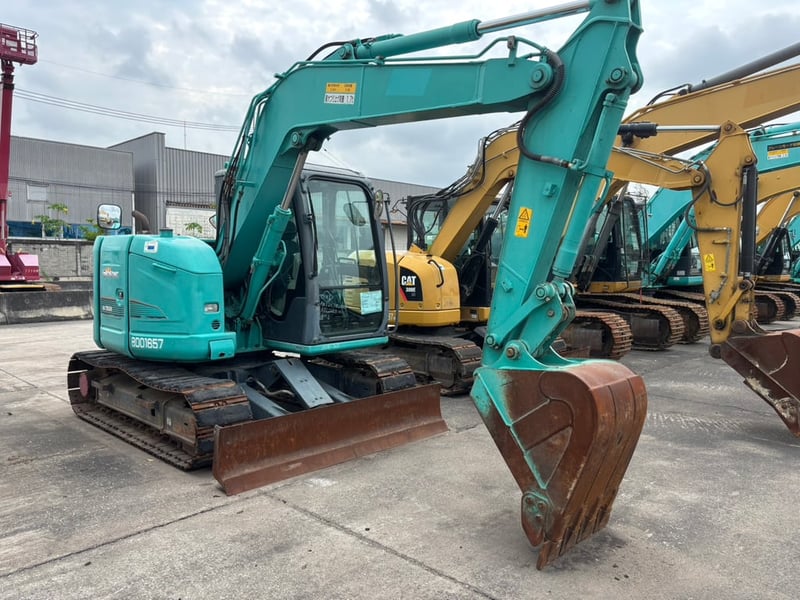KOBELCO รุ่นSK75SR-3