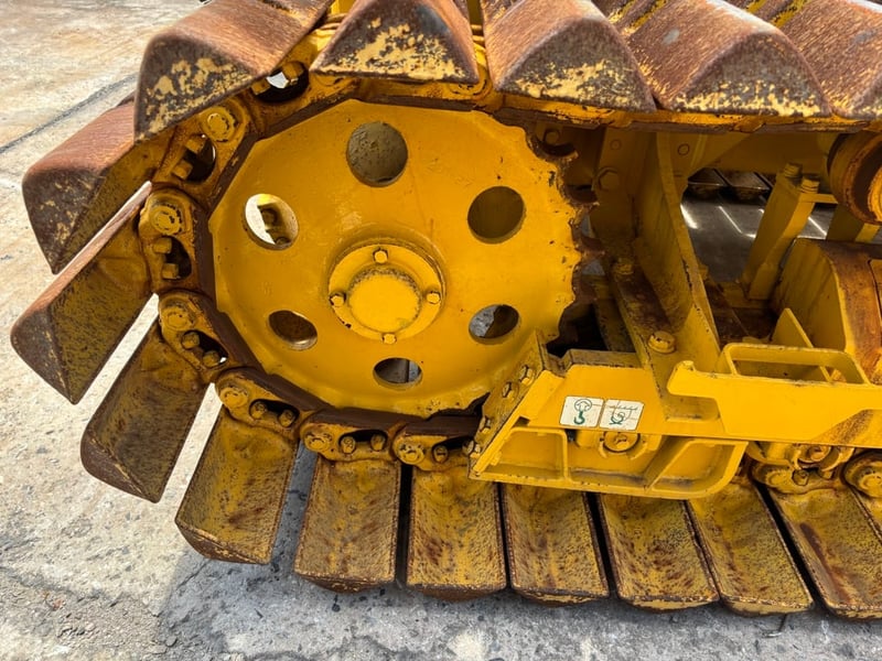 รถแทรกเตอร์ KOMATSU รุ่นD21P-8