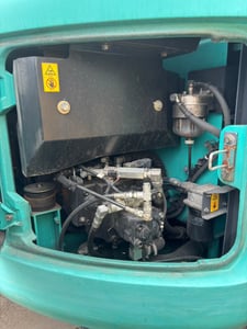 KOBELCO รุ่นSK75SR-3 KOBELCO รุ่นSK75SR-3