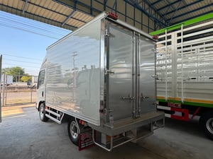 ISUZU NLR รถบรรทุก 4ล้อไม่ติดเวลา ปี 2565 ตู้เย็น ตู้แห้ง กระบะเปลี่ยนได้หมด ISUZU NLR รถบรรทุก 4ล้อไม่ติดเวลา ปี 2565 ตู้เย็น ตู้แห้ง กระบะเปลี่ยนได้หมด