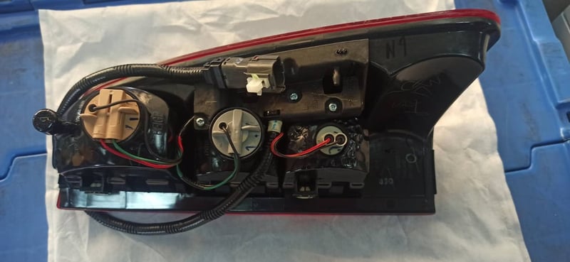 ชุดไฟท้าย D-Max