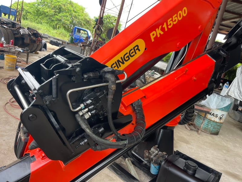 เฮี๊ยบ 6 ตัน เก่านอก