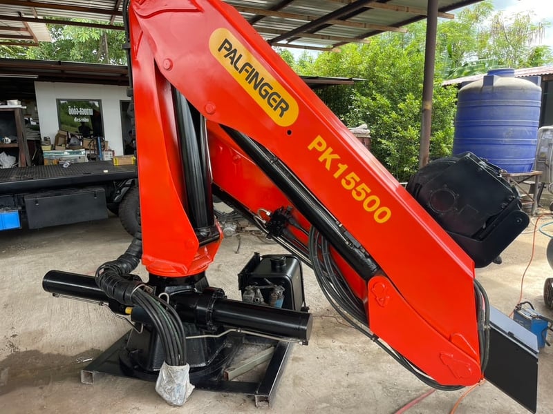 เฮี๊ยบ 6 ตัน เก่านอก