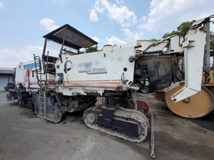 รถกัดถนน Wirtgen W2200CR