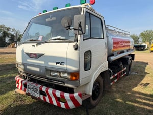 รถ6ล้อน้ำมัน HINO KM777 เครื่อง 117 แรง 