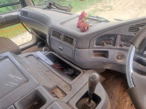 รถ12ล้อHinoลากคลัชซี7.5เมตร 0819333780 รถ12ล้อHinoลากคลัชซี7.5เมตร 0819333780