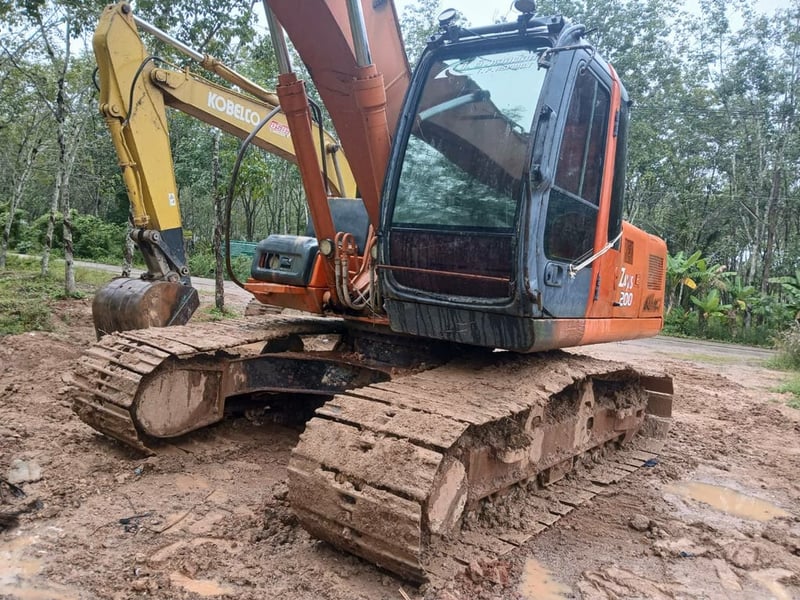 รถขุดHITACHI ZX 200-1 